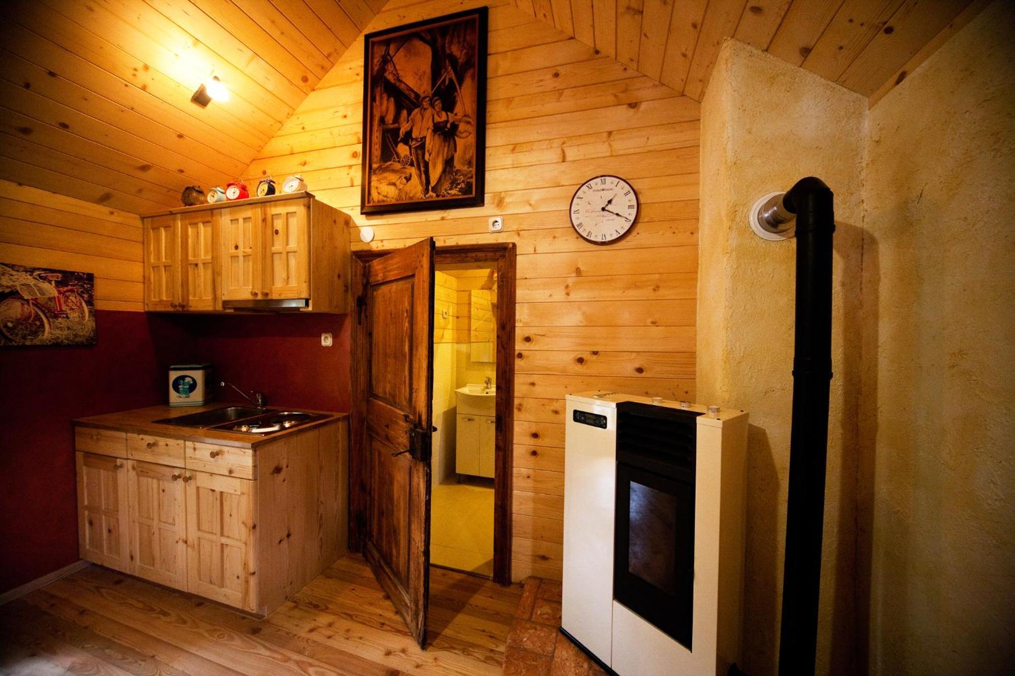 Domacija Koklej - Apartments Vintage Vacation Luče Esterno foto